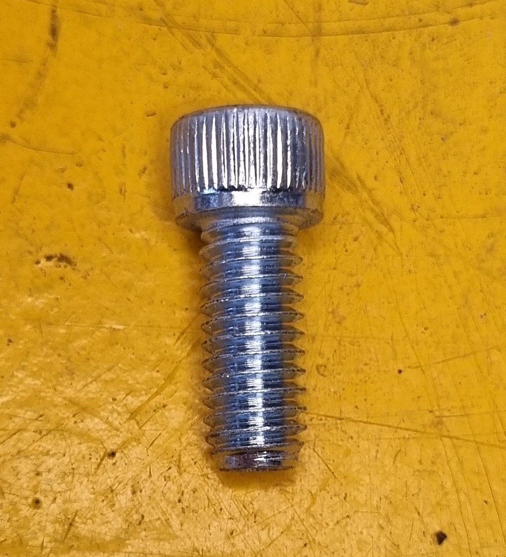 SOCKETHEAD CAPSCREW 5/16X3/4 UNC ZINC