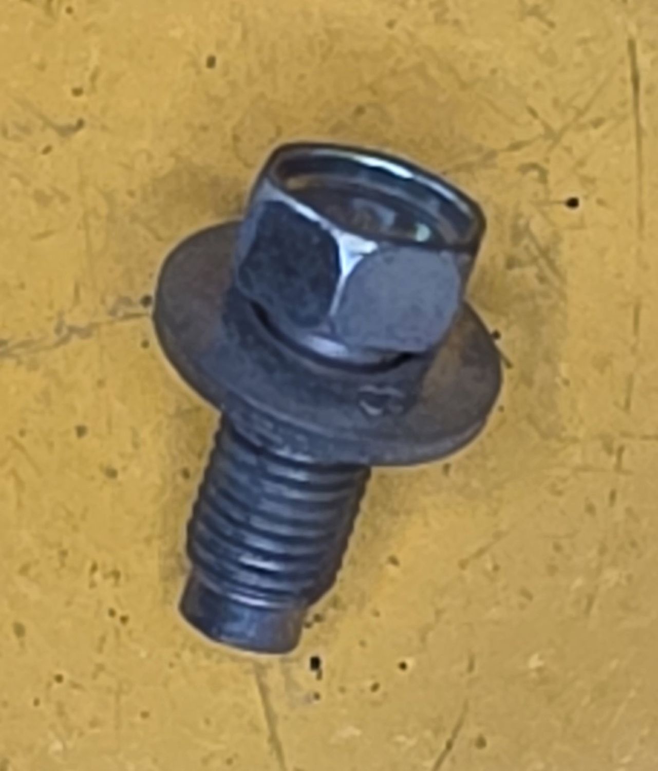 BOLT M10X20 1.25 FINE PA YZP 14MM HEAD JIS