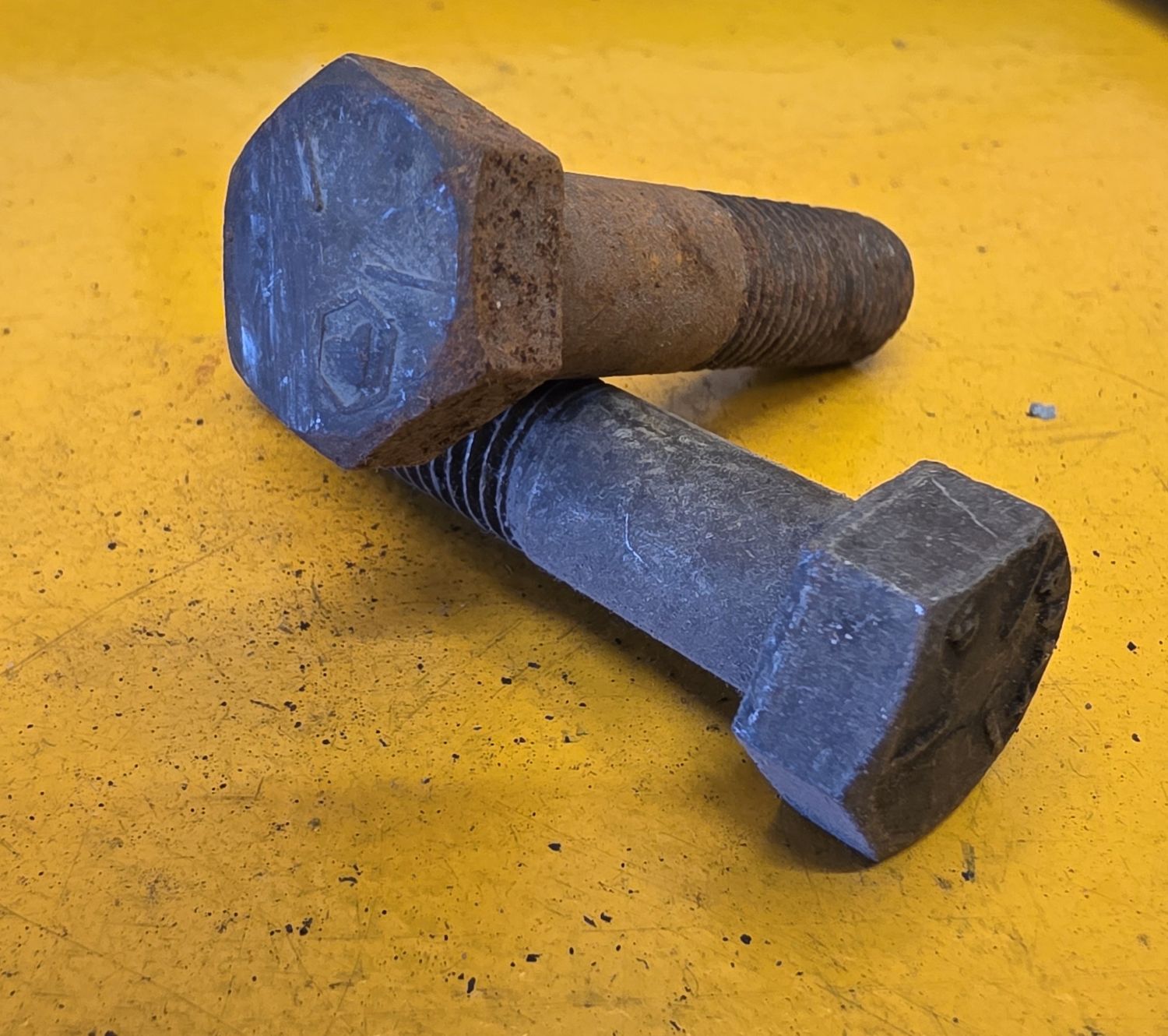 BOLT1/2X2 BSF BLK
