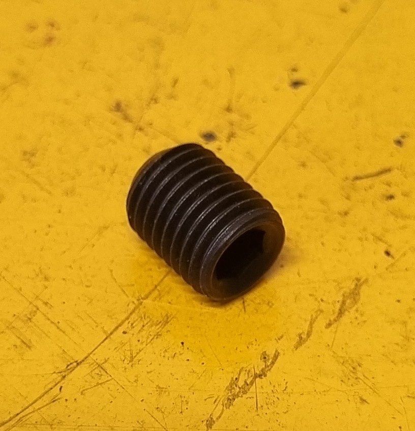 GRUB SCREW 3/16X1/4 UNF