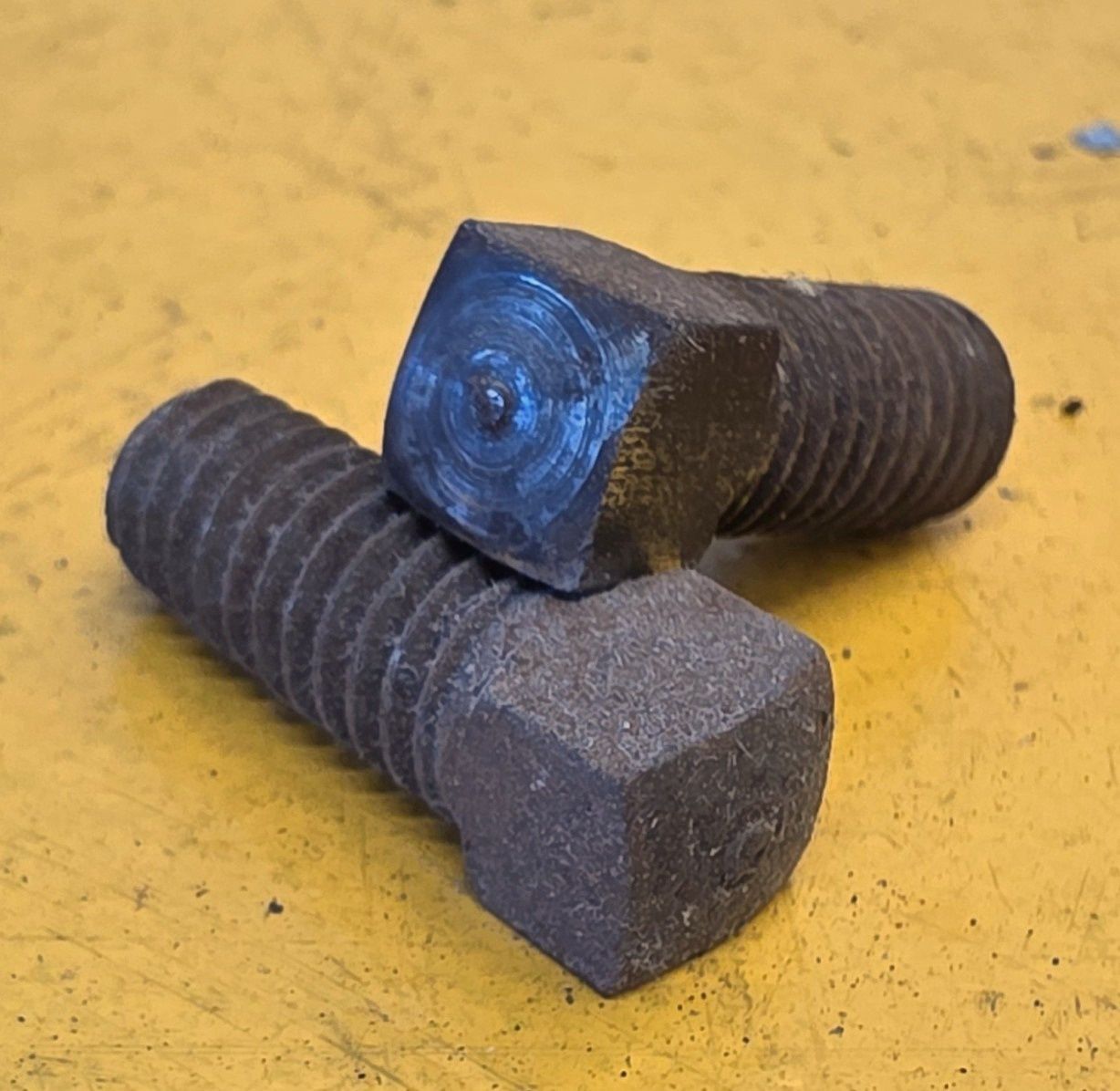 BOLT 5/16X5/8 BSW SQUARE HEAD BLK