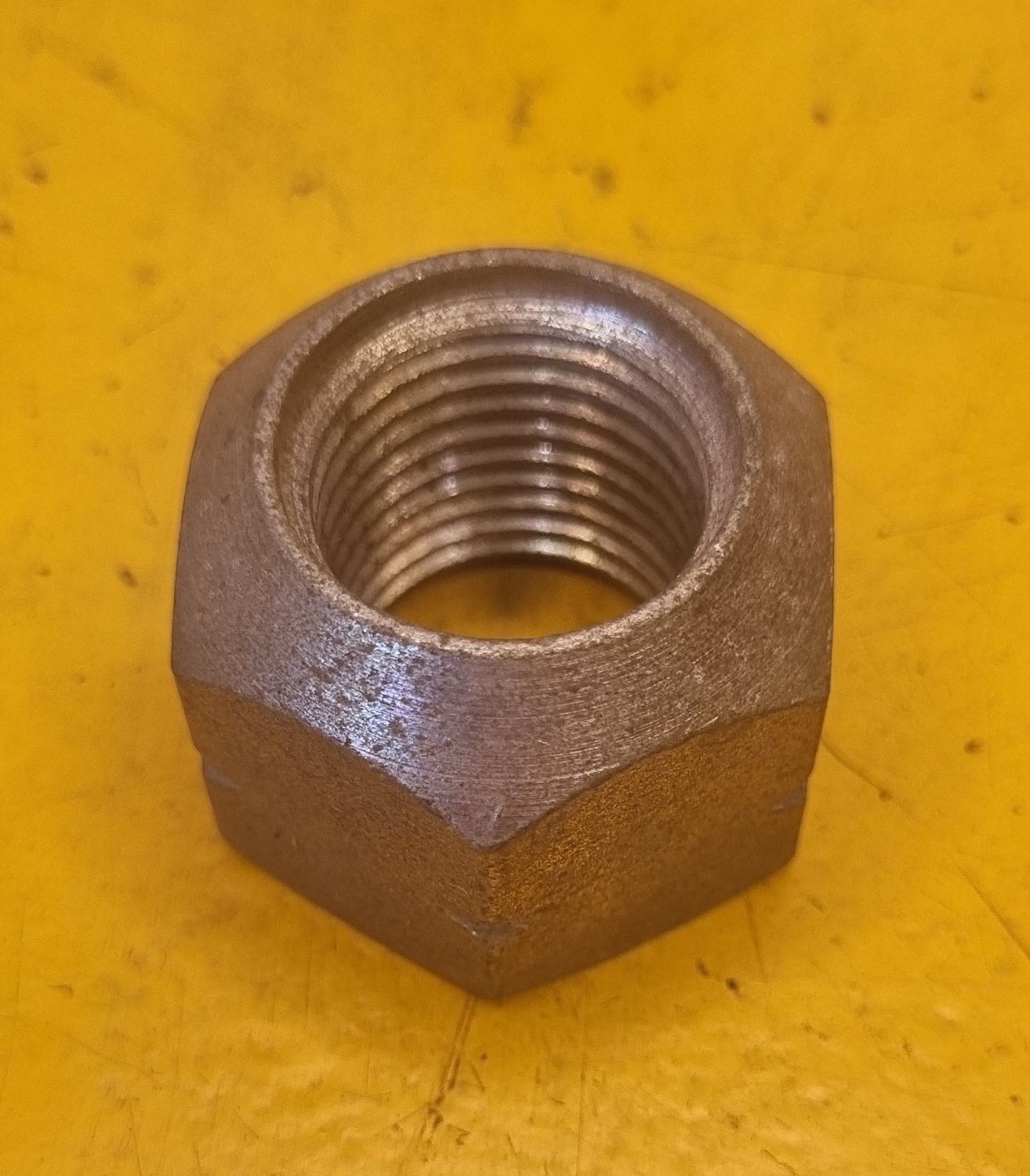 NUT 7/8 AXLE BSF LEFT THREAD ZINC