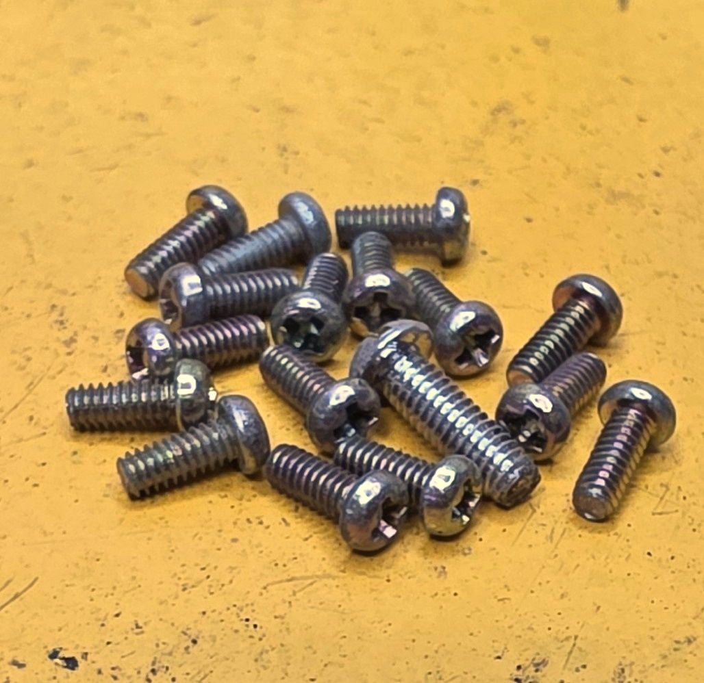 SCREW M2X5 MACHINE PAN PHILLIPS YZ