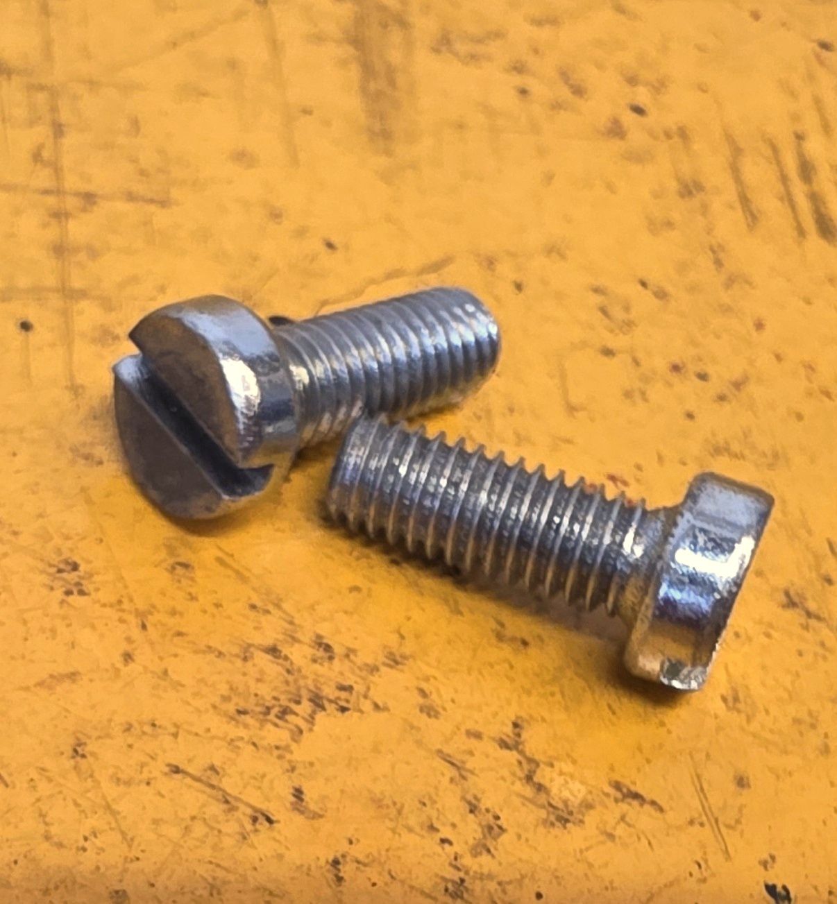 SCREW M6X16 MACHINE SLOT CHEESEHEAD NICKEL PLATE BRASS