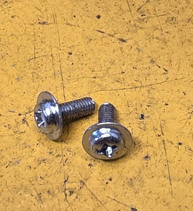 SCREW M3X8 MACHINE FLNG PHILLIPS JIS