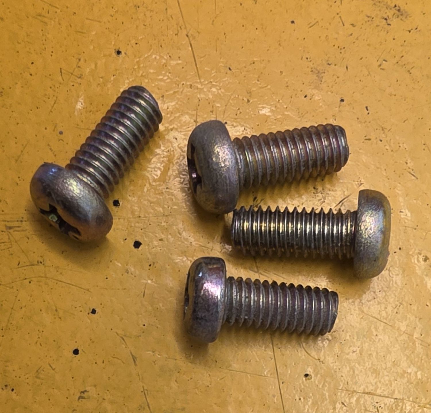 SCREW M4X10 PHILLIPS BUTTONHEAD YZ JIS