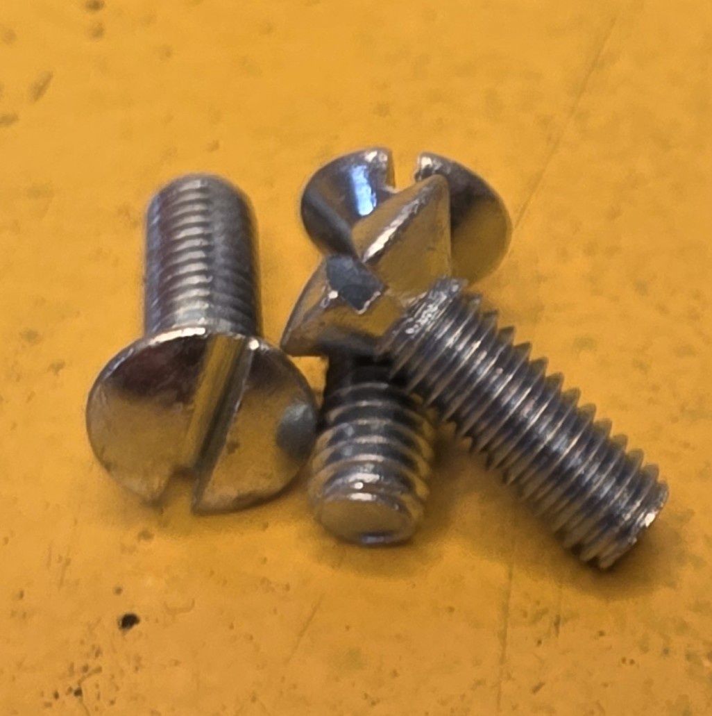 SCREW M4X12 CSK SLOT RAISEDHEAD ZINC