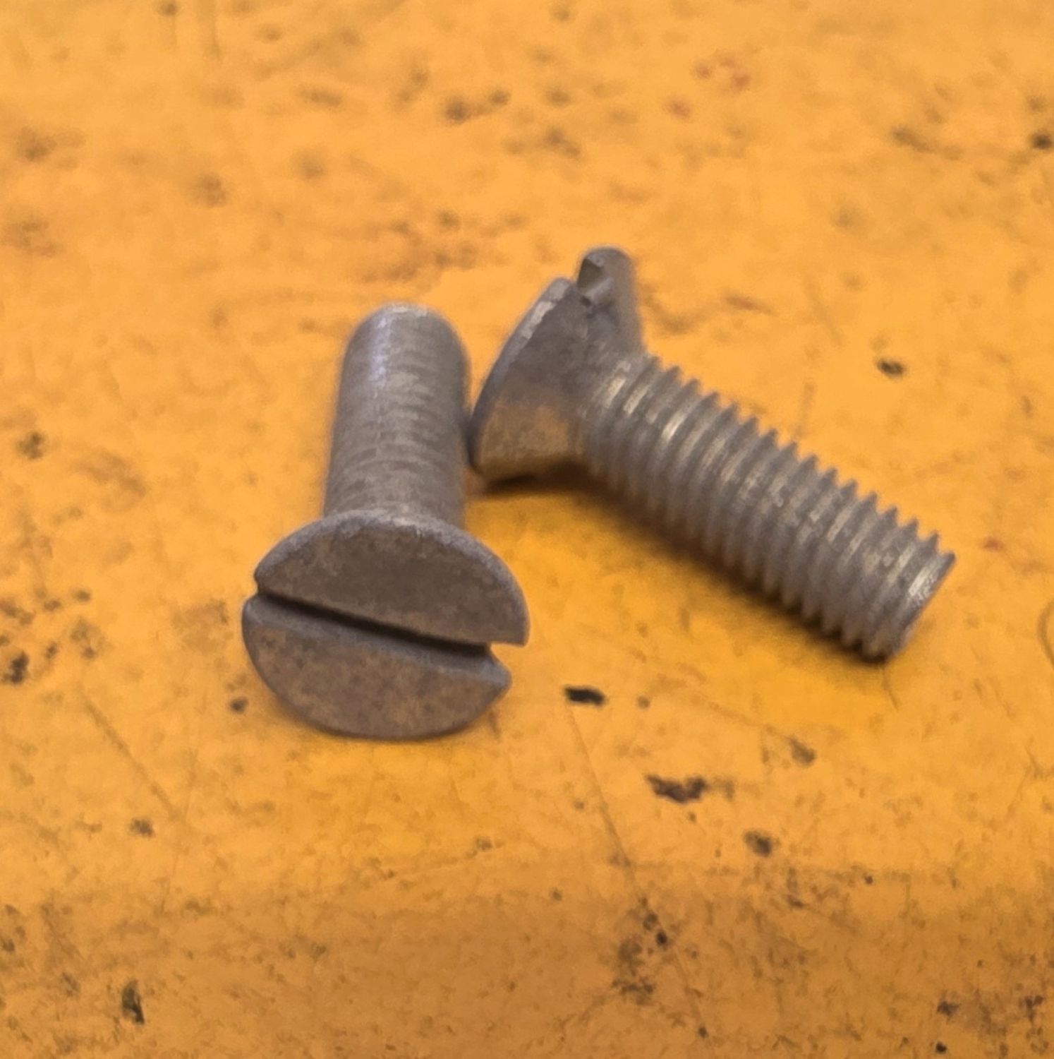 SCREW M6X18 MACHINE CSK SLOT FLATHEAD ZINC