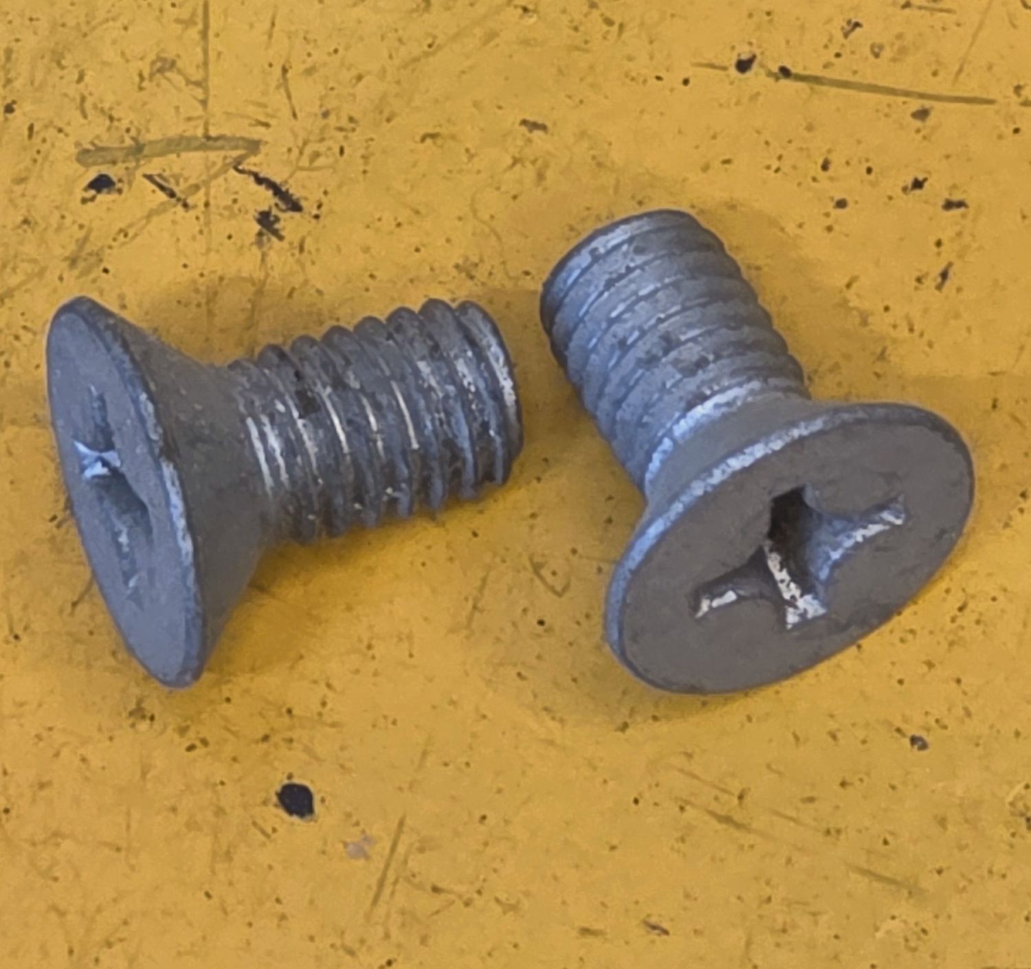 SCREW M6X10  CSK POZI FLATHEAD GALV