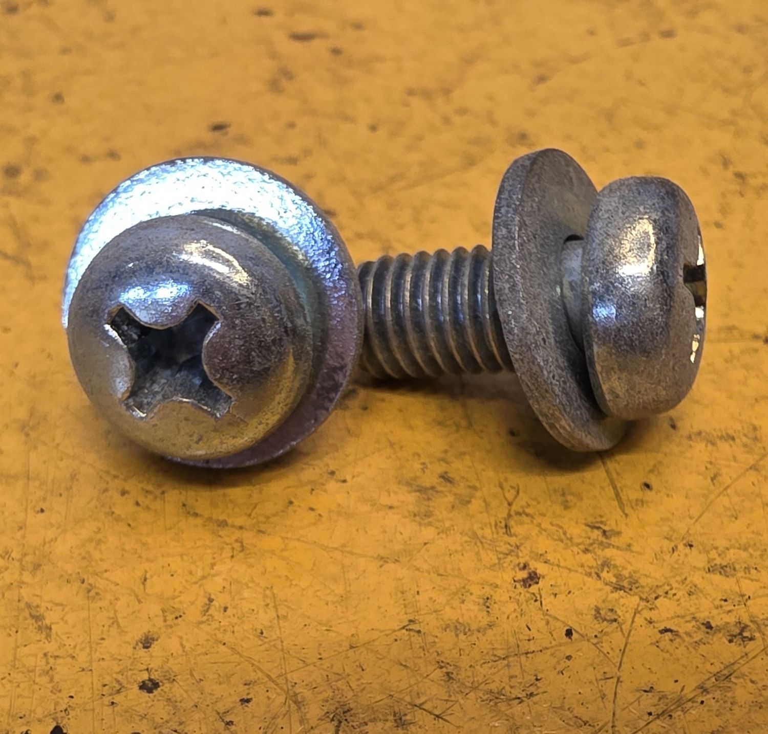 SCREW M8X16 MACHINE BUTTON HEAD POZZI PA ZINC