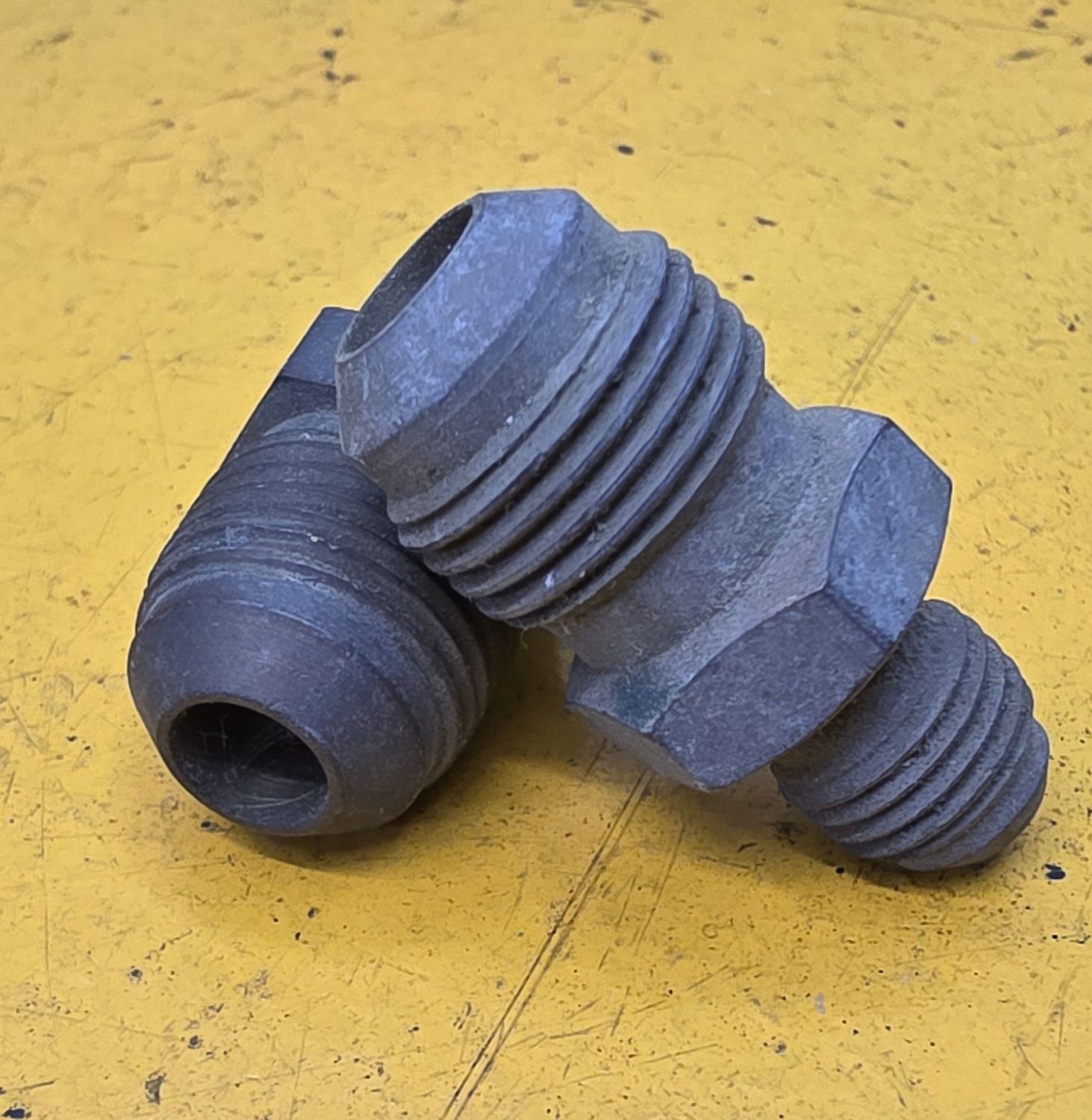 BRASS REDUCING FLARE UNION 3/8 TUBE X 1/4 TUBE