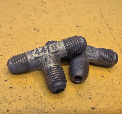 BRASS 45 DEG FLARE TEE 3/16 TUBE