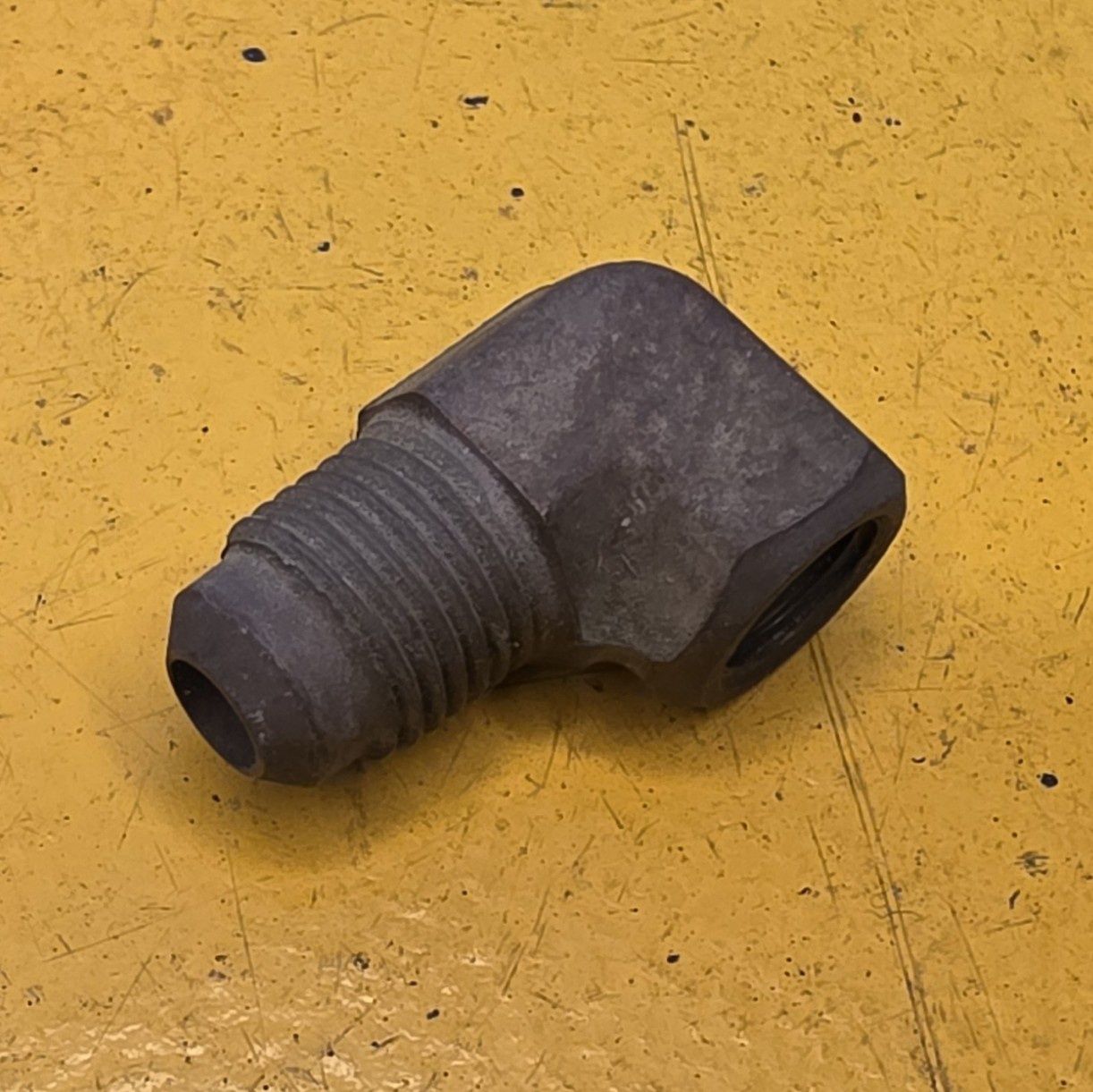 BRASS FLARE FEMALE ELBOW 5/16 TUBE X 1/8 BSP
