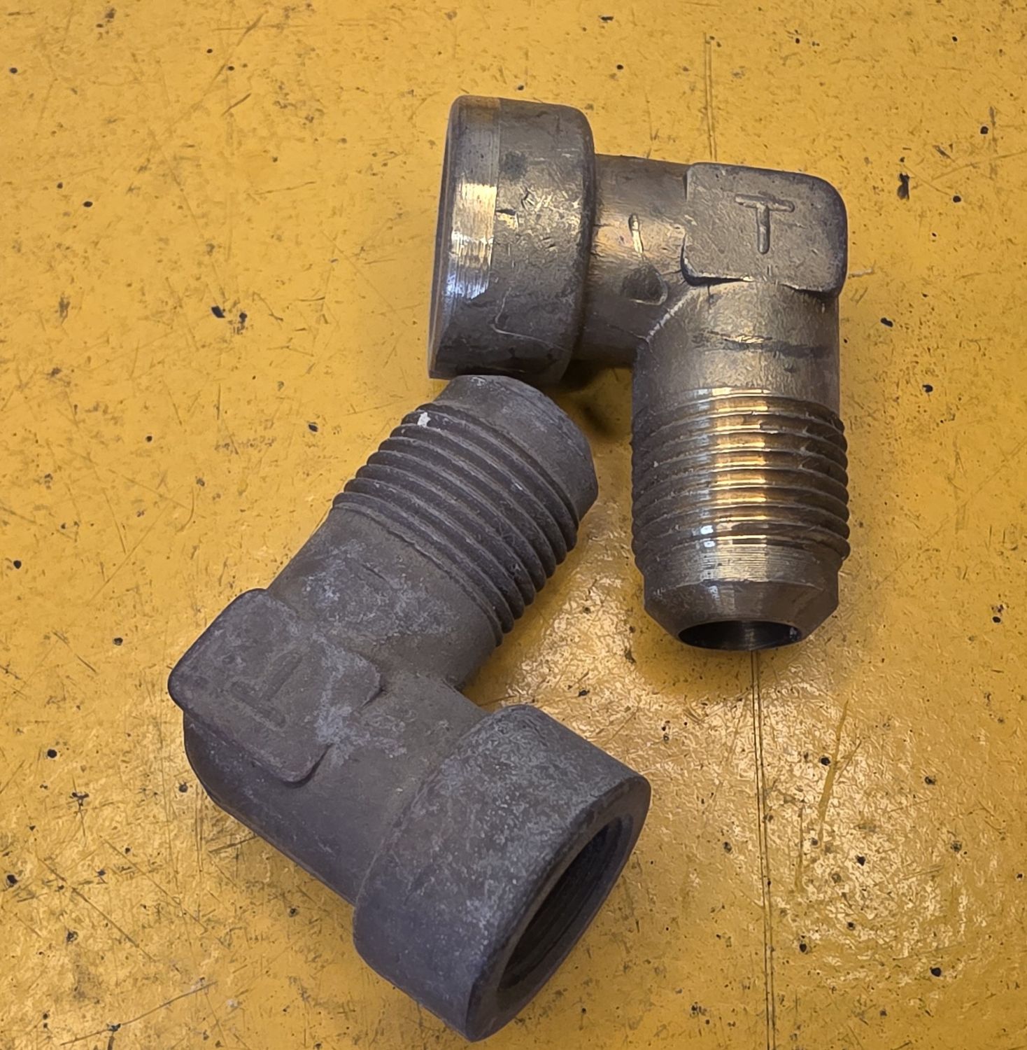 BRASS FLARE FEMALE ELBOW 1/2 TUBE X 3/8 BSP