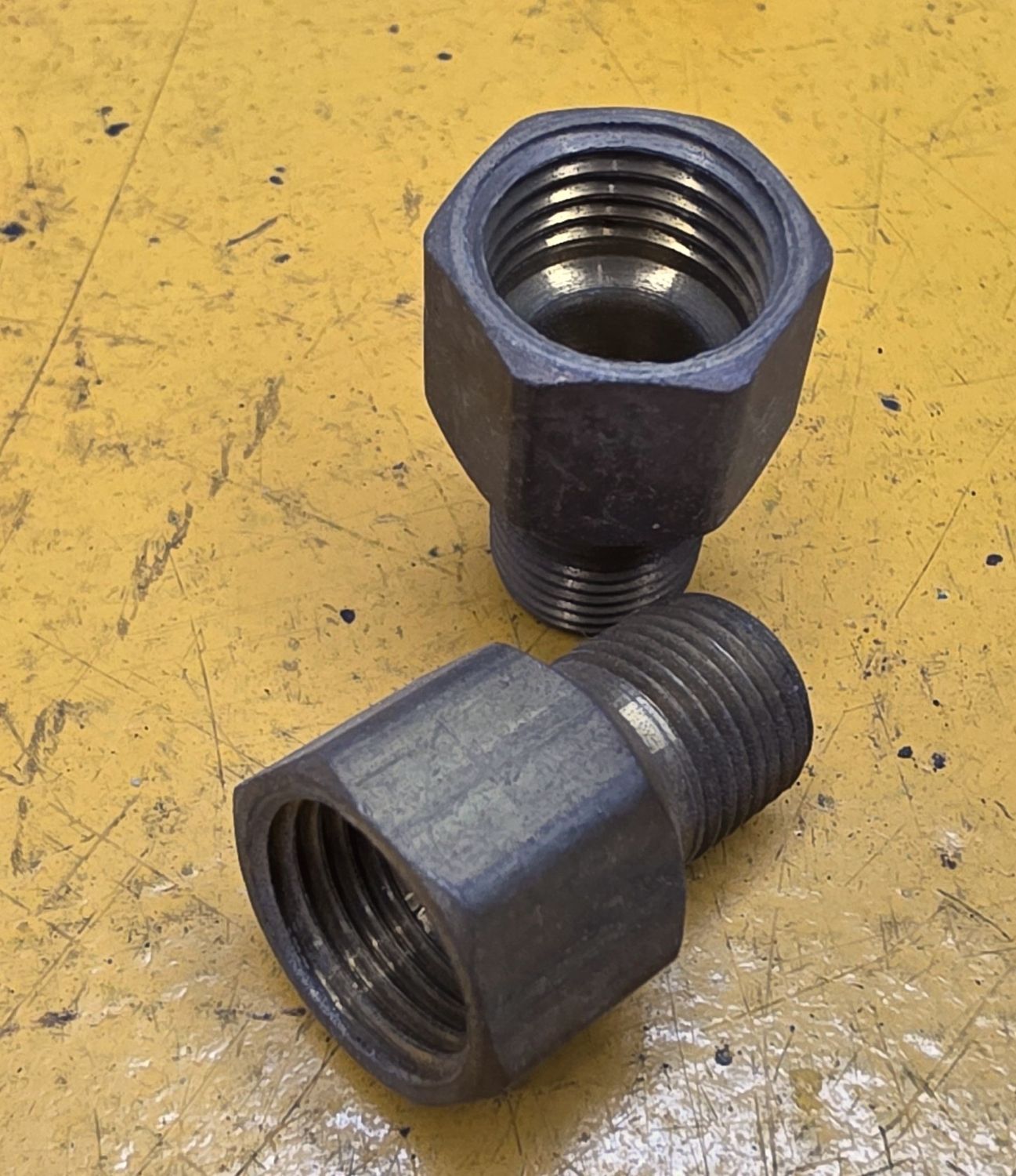 BRASS 45 DEG INV. FLARE MALE CONNECT 5/16 TUBE X 1/8 NPT