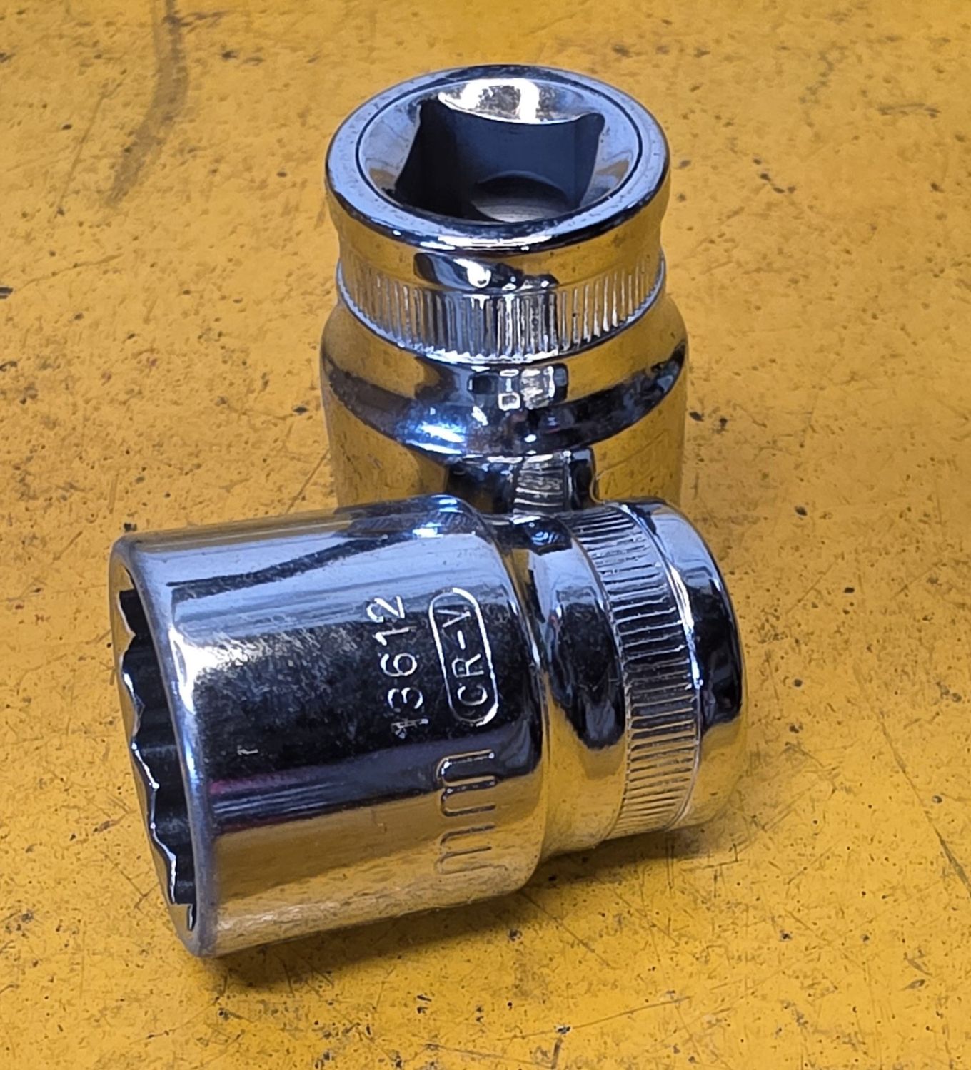 SOCKET 21X1/2DR REG 12PT SATA