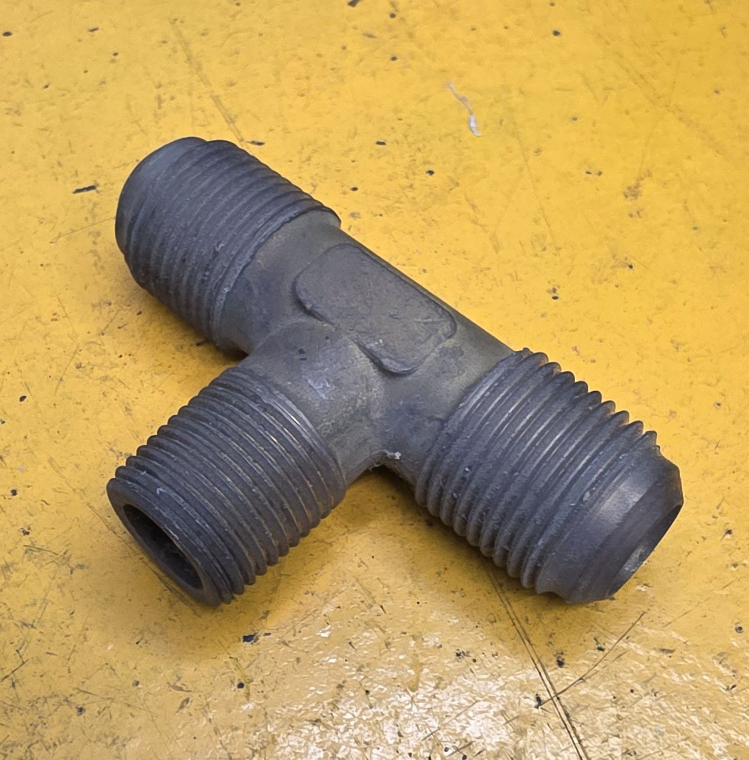 BRASS FLARE MALE BRANCH TEE 1/2 TUBE X 3/8 NPT