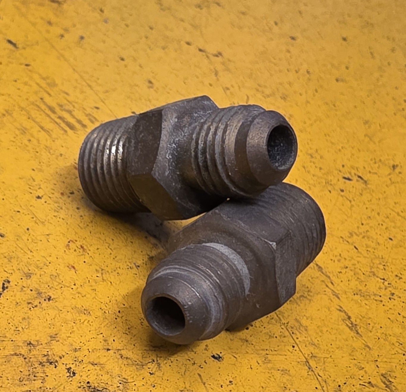 BRASS 45 DEG FLARE MALE CONNECT 1/4 TUBE X 1/4 NPT