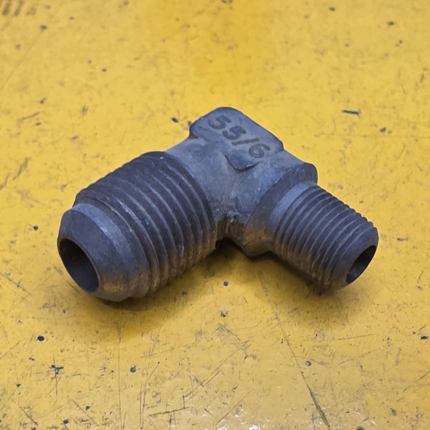 BRASS 45 DEG FLARE 90 DEG MALE ELBOW 3/8 TUBE X 1/8 NPT