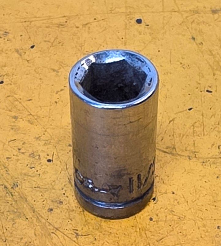 SOCKET 11/32 X 1/4 DR REGULAR 6PT