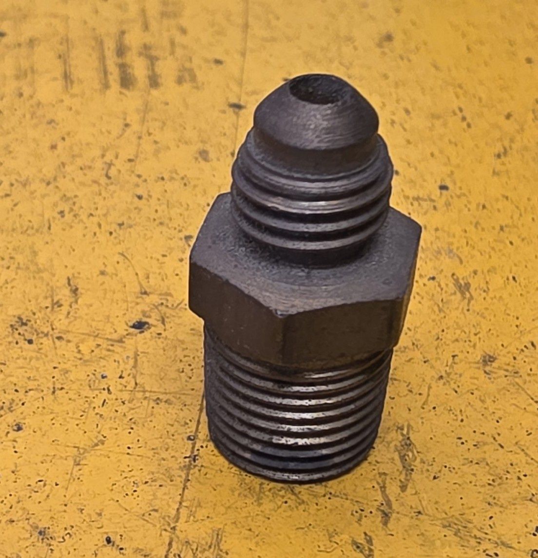 BRASS 45 DEG FLARE MALE CONNECT 1/8 TUBE X 1/8 NPT