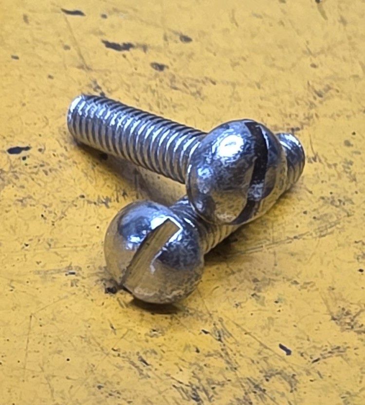 SCREW 5/32X5/8 UN 32TPI SLOTTED BUTTONHEAD NICKEL PLATE BRASS