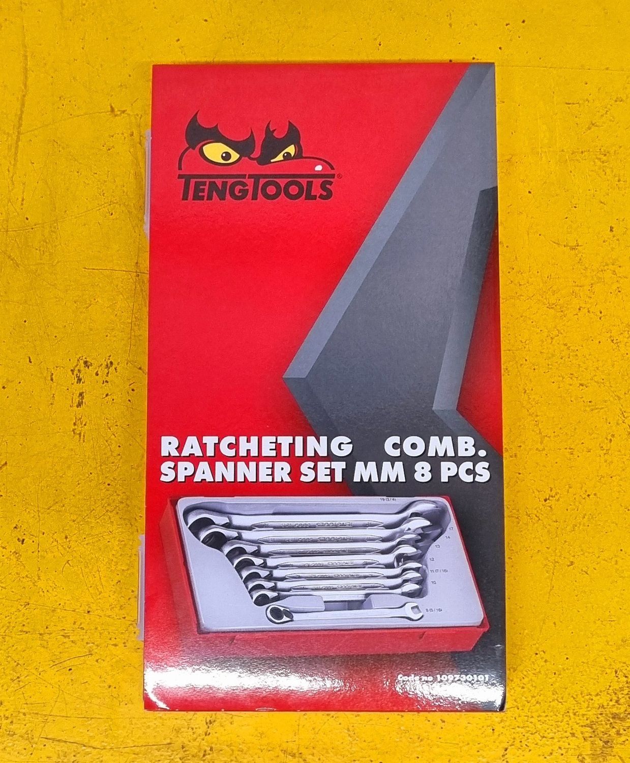 SPANNER SET RATCHET REVERSIBLE 8-19MM TENG TOOLS