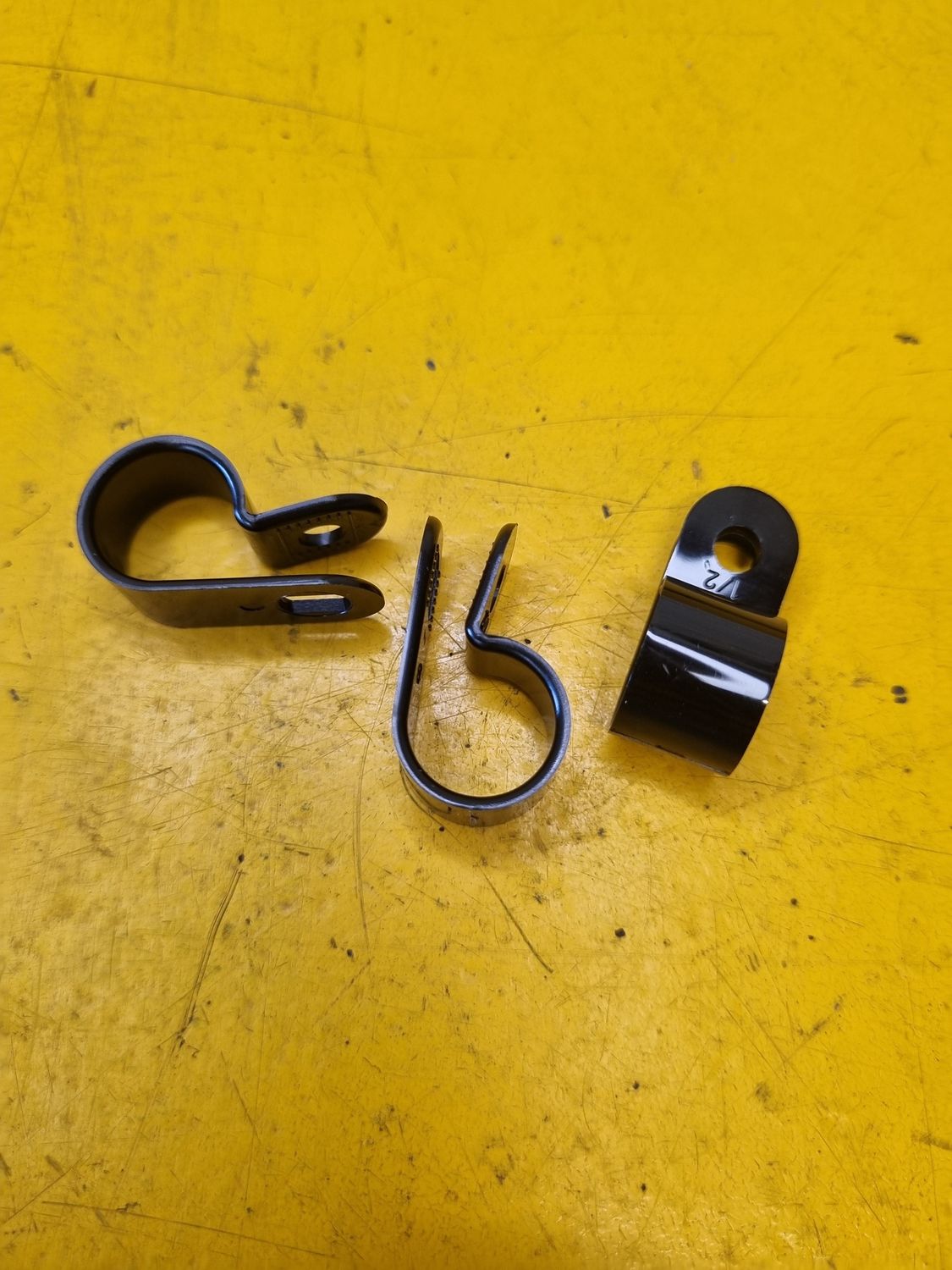 P CLIPS BLACK 12.7MM PLASTIC