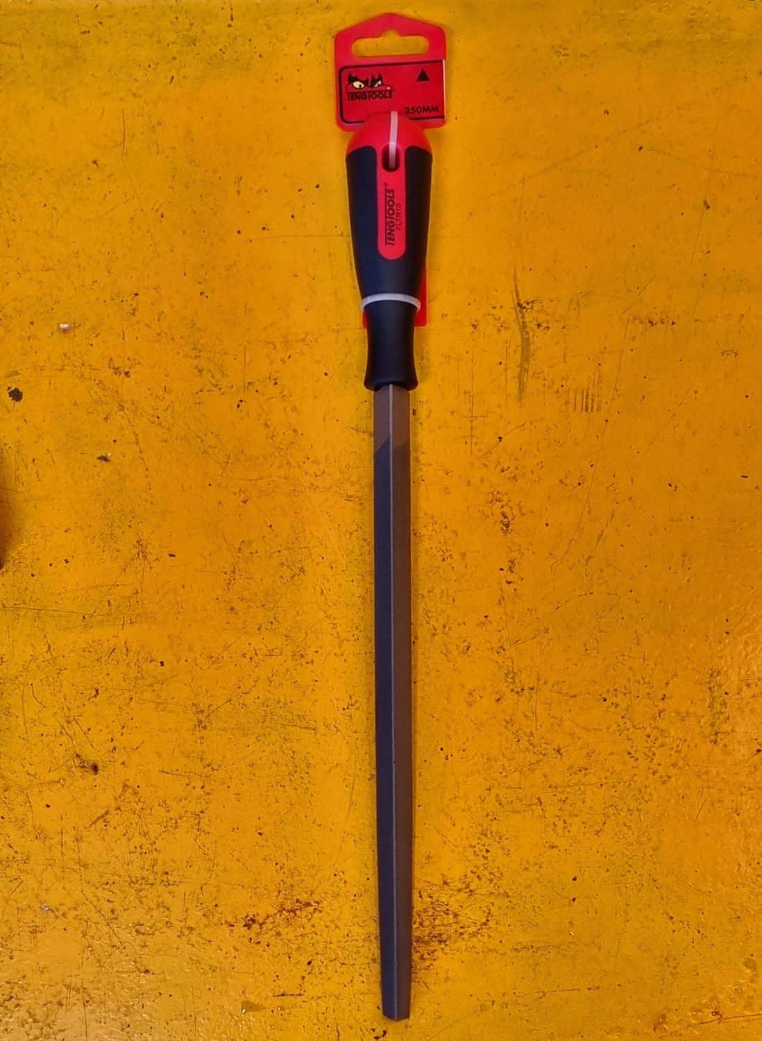 FILE 10" TRIANGLE 2ND CUT 250MM