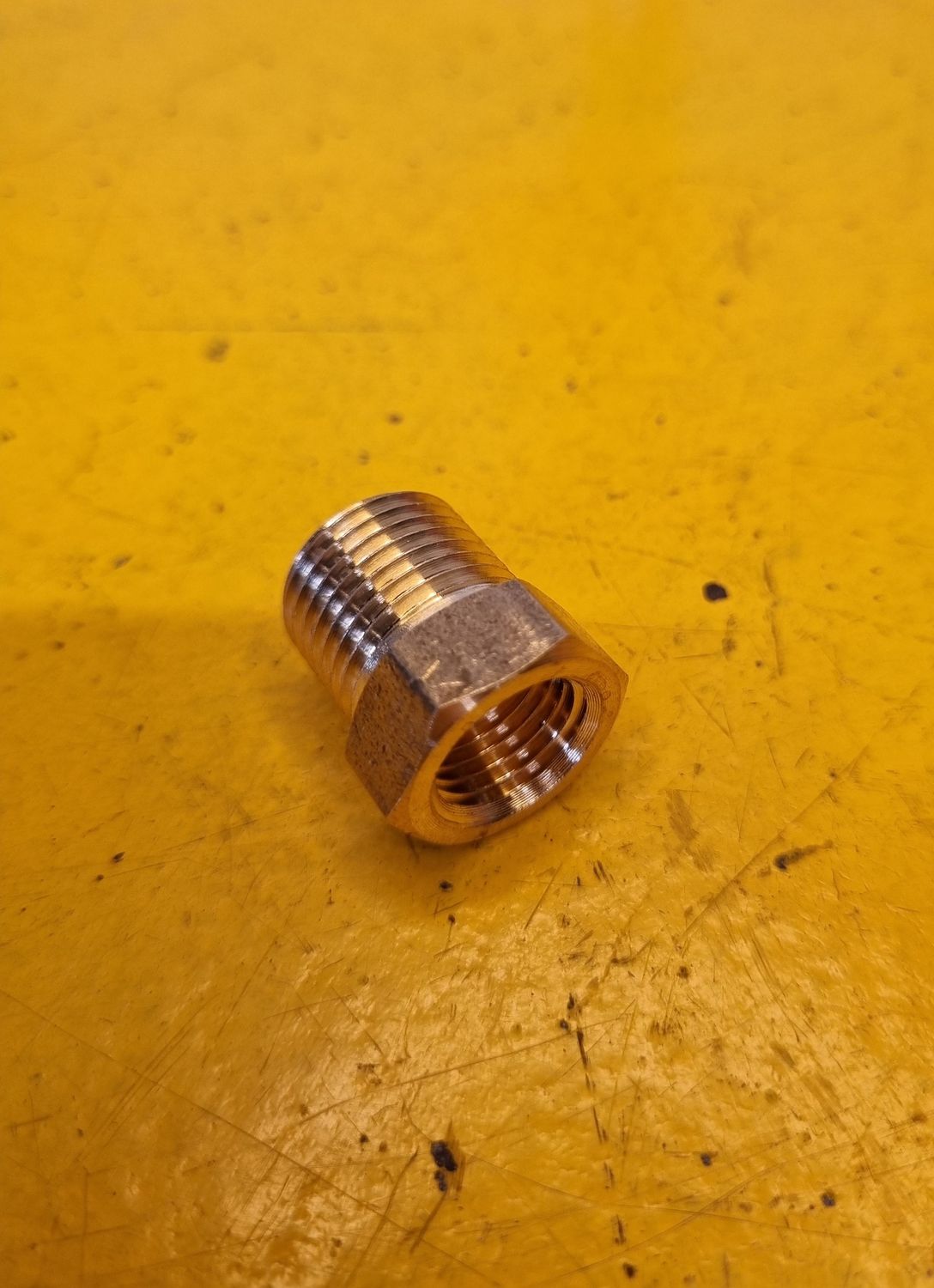 BRASS REDUCING BUSH M16X1.5 MALE TO 1/4 BSP FEMALE