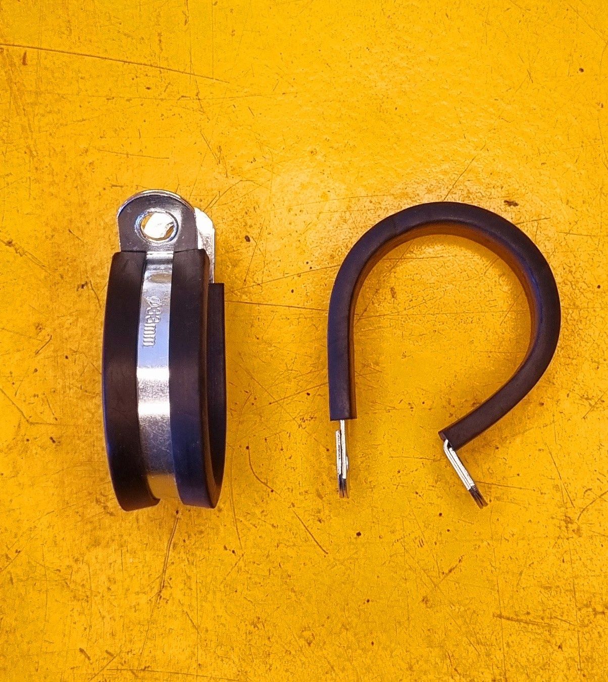 P-CLAMP 33MM STEEL RUBBER LINED