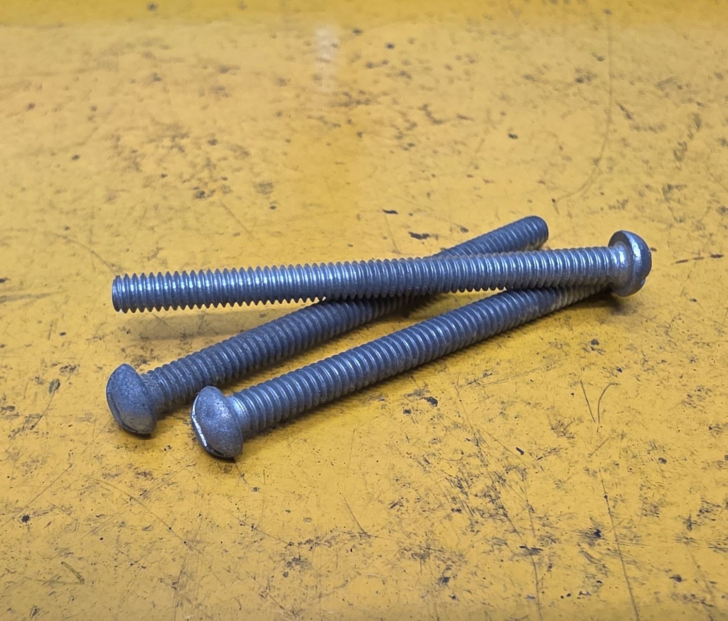 SCREW 5/32X2 UN 32TPI BUTTONHEAD SLOT ZINC