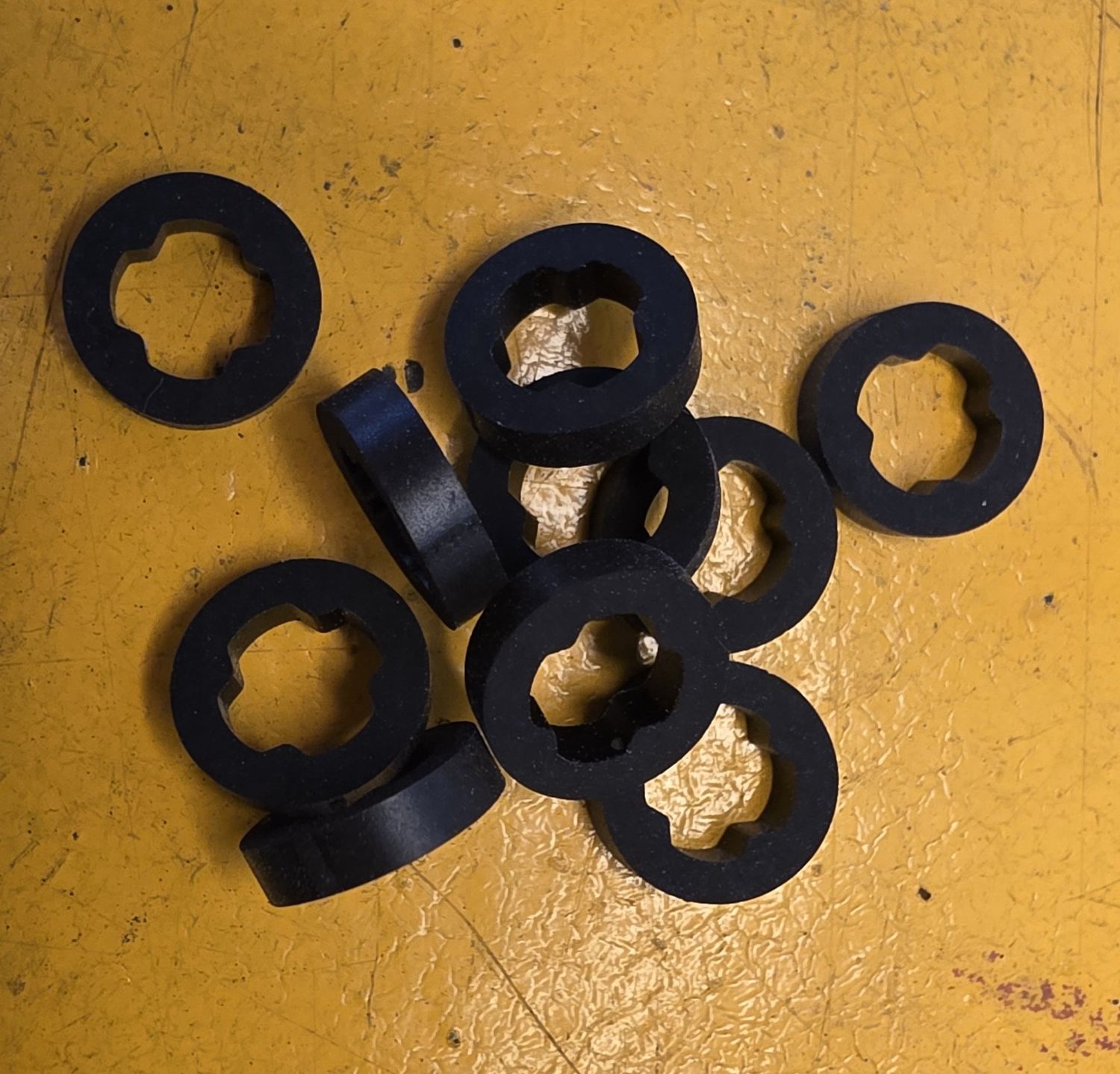 WASHER NEOPRENE 14G 1/4 NEOPRENE