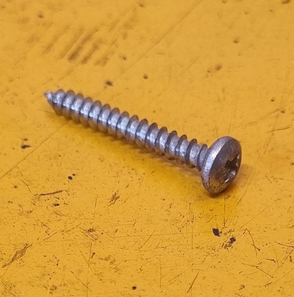 SCREW 8GX1.1/4 BUTTON HEAD POZI ZINC