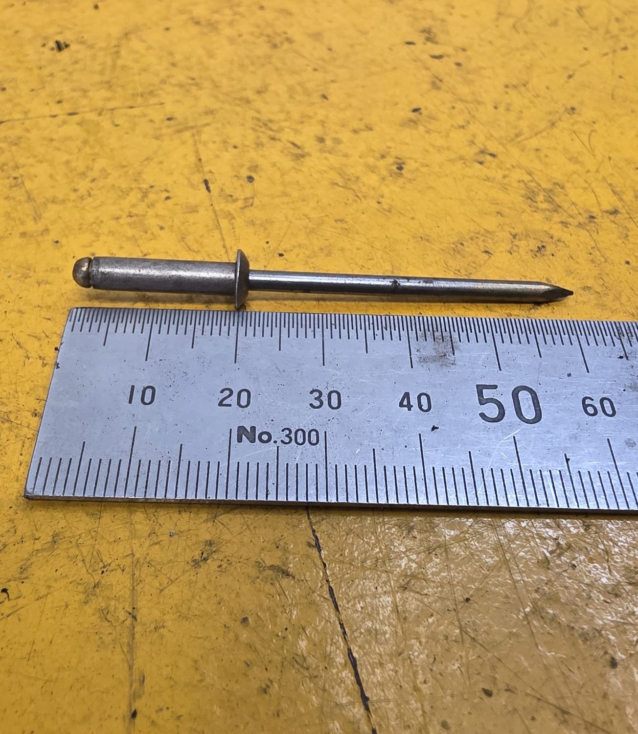 RIVETS AS 5-8