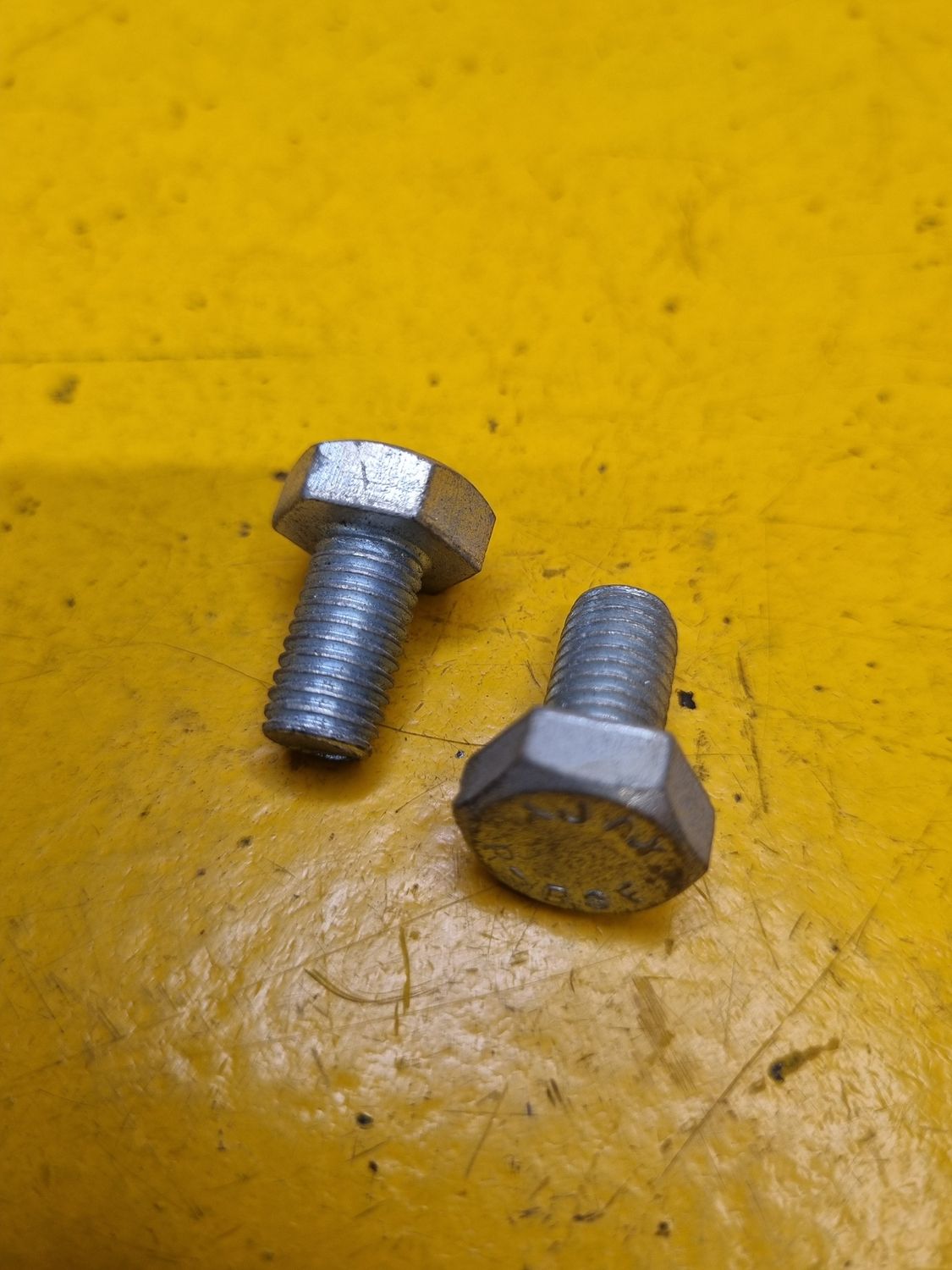 BOLT 5/16X1/2 BSF ZINC