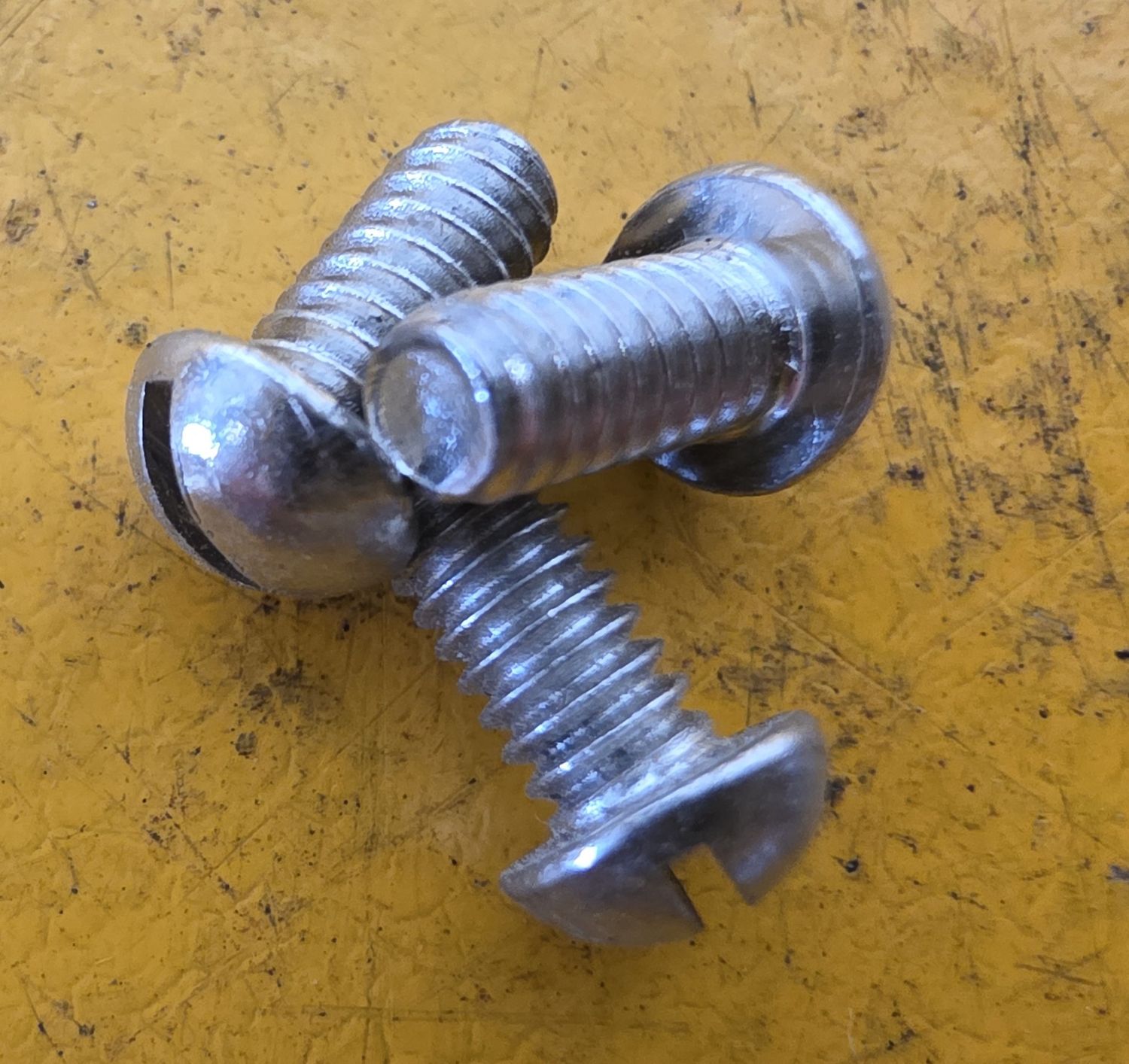 SCREW 5/32X1/4 UN 32TPI BUTTONHEAD SLOT NICKEL PLATED BRASS