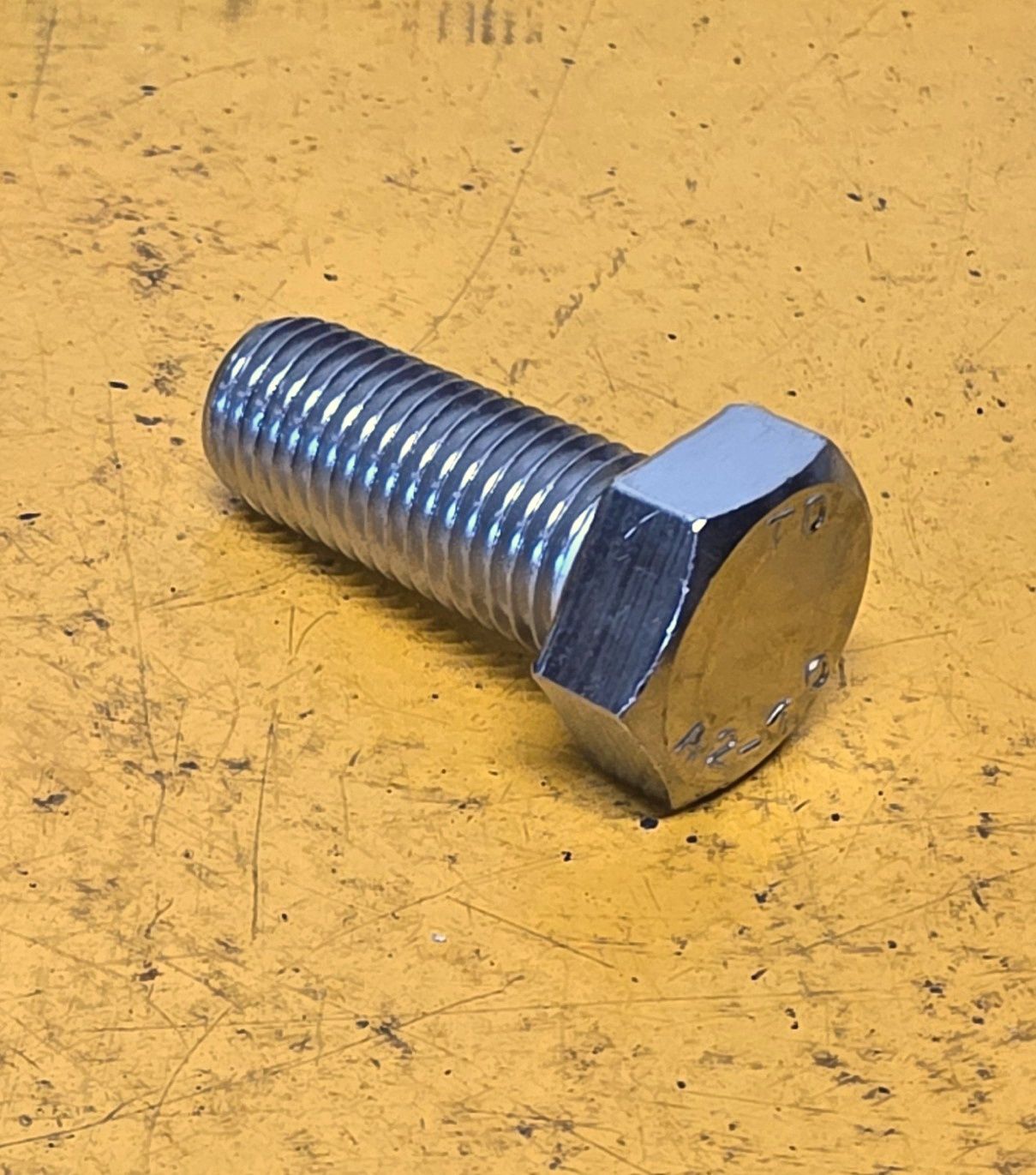 BOLT M16X40 304 SS