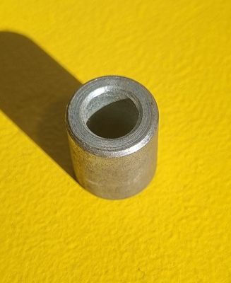 BUSH STEEL 12MM 7MM HOLE (15MM LONG)