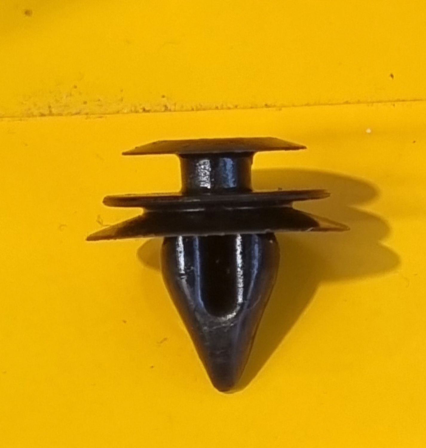 CAR CLIP MULTI USE BLACK