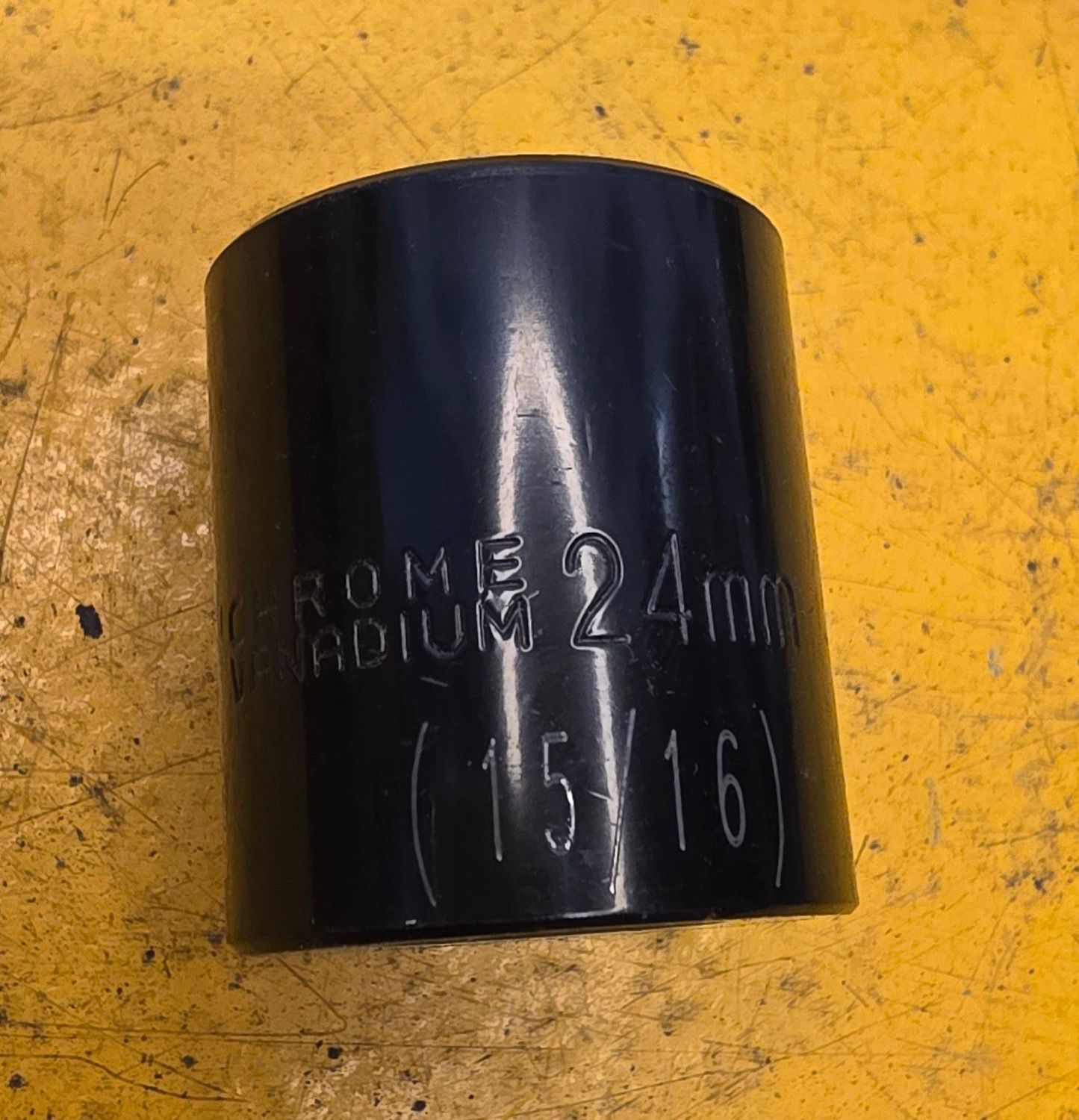 SOCKET 24MM X 1/2 DR IMPACT 6PT