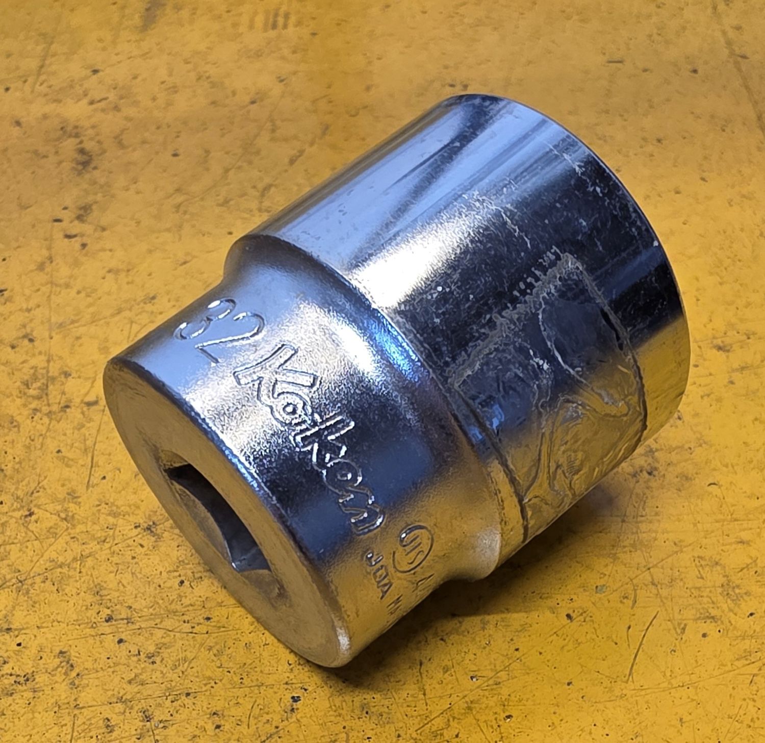 SOCKET 32X1/2DR REG 6PT KOKEN