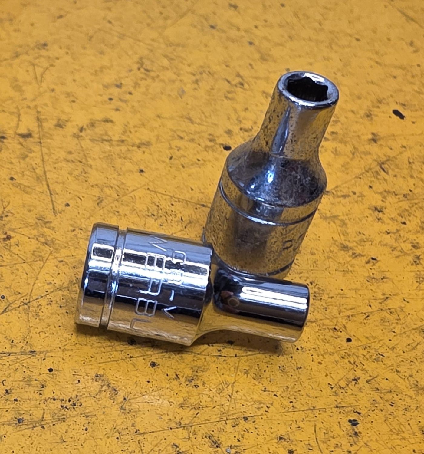 SOCKET 4X1/4DR REG 6PT POWERBUILT