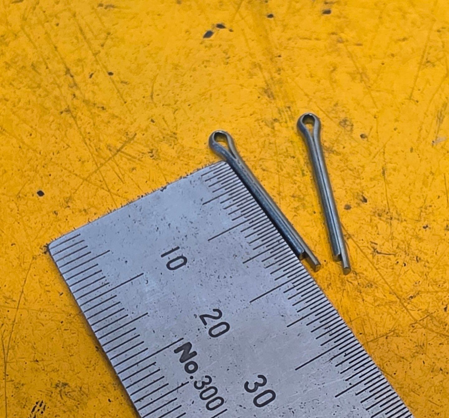 COTTER PIN M2X18 ZINC