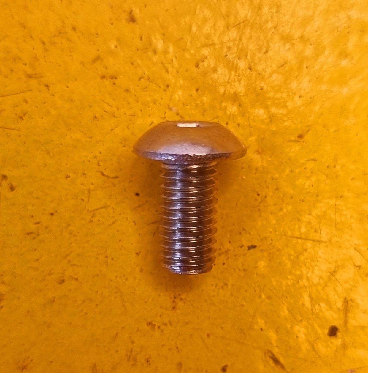 BUTTONHEAD SOCKETSCREW 3/16X3/8 UNC SS