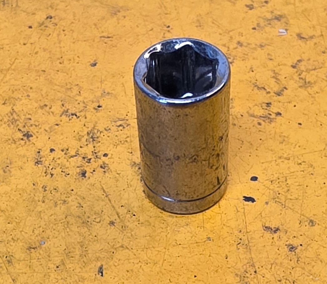 SOCKET 5/16 X 1/4 DR REGULAR 6PT