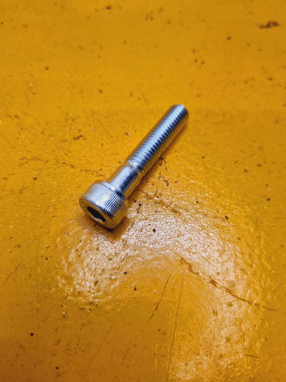 SOCKETHEAD CAPSCREW M8X40 ZINC 12.9