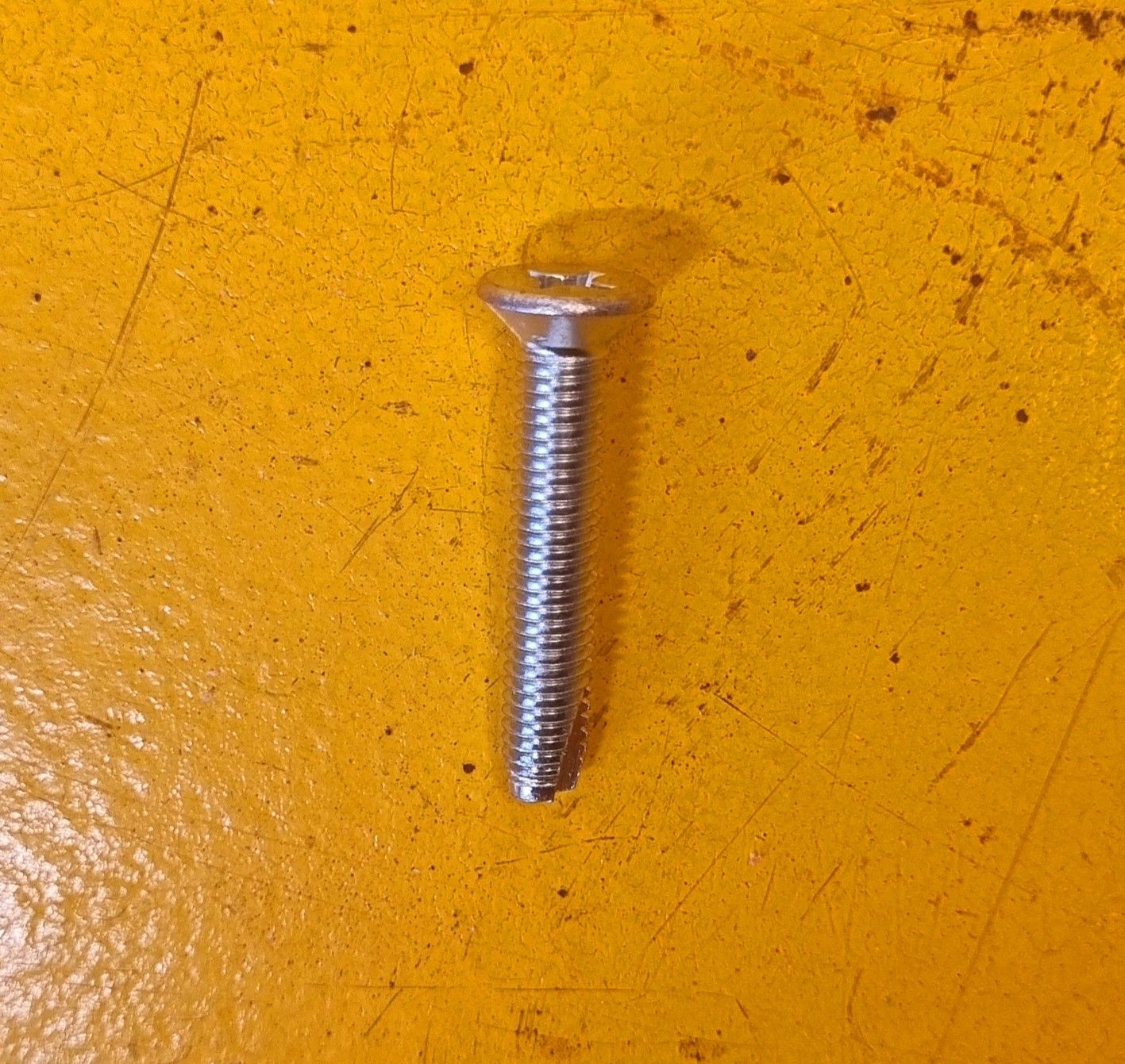 TRUCK DECK SCREW  CSK PH M6X35 T23