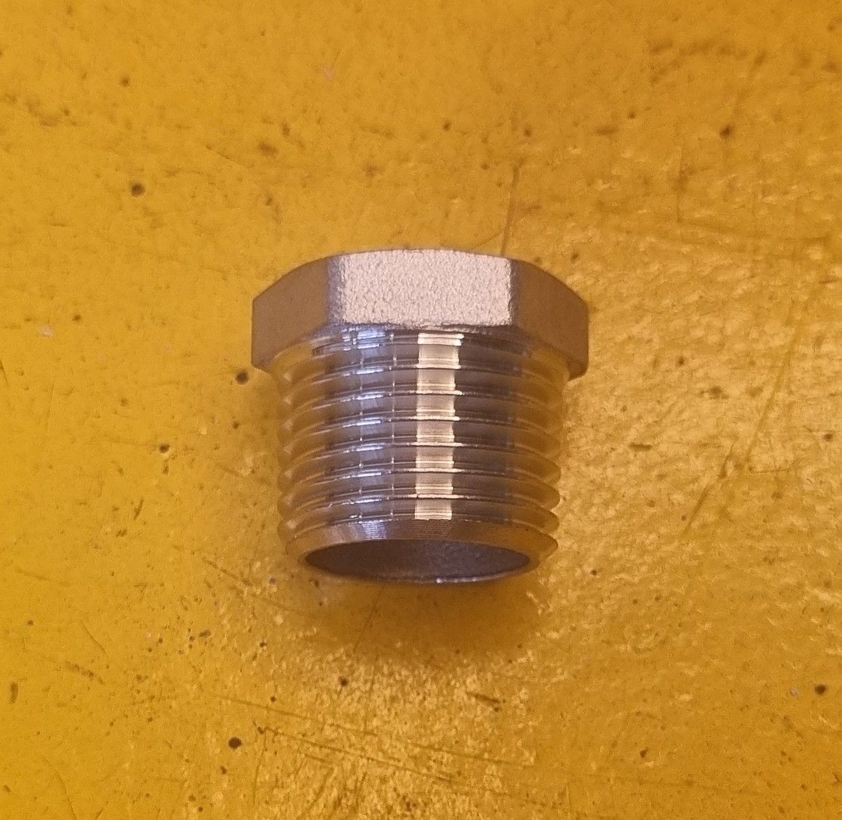 HEX PLUG HOLLOW 1/2 BSP SS