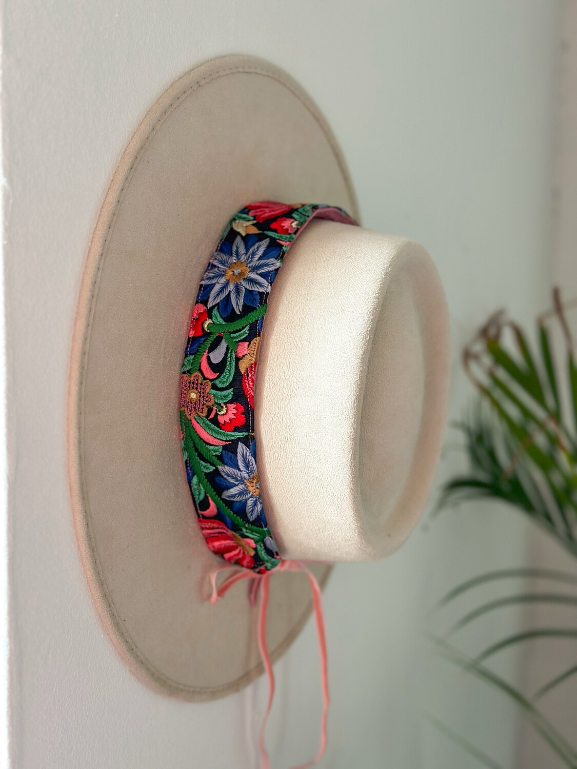Hoedenband Mousseline Roze Flower Zwart/Roze/Blauw